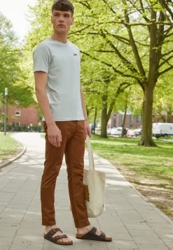 Birkenstock Arizona - Chaussons - Brown -La Mode Soldes 3b930dcd3a28407280d7d17e35a4855c