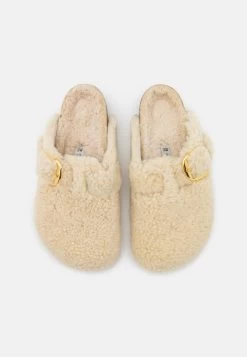 Birkenstock Boston Big Buckle Logo Regular - Chaussons - Eggshell -La Mode Soldes 5831ebf582f54697b74b38f81a4b1fc9