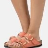 Birkenstock Arizona Big Buckle - Chaussons - Mars Red -La Mode Soldes 7b60330bd2054b309412fa45cd347c97