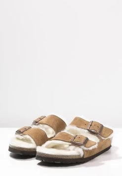 Birkenstock Arizona - Chaussons - Light Brown -La Mode Soldes 84d56744dc0741a6b9501d205719612c