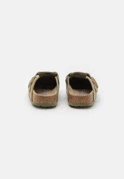 Birkenstock Boston Unisex - Chaussons - Faded Khaki 10 Birkenstock Boston Unisex - Chaussons - Faded Khaki -La Mode Soldes fe1930cf723a44c79357c7fbac684dd0
